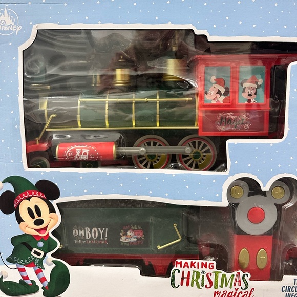 Disney Mickey Mouse and Friends ''Making Christmas Magical'' Train Set - Picture 8 of 11